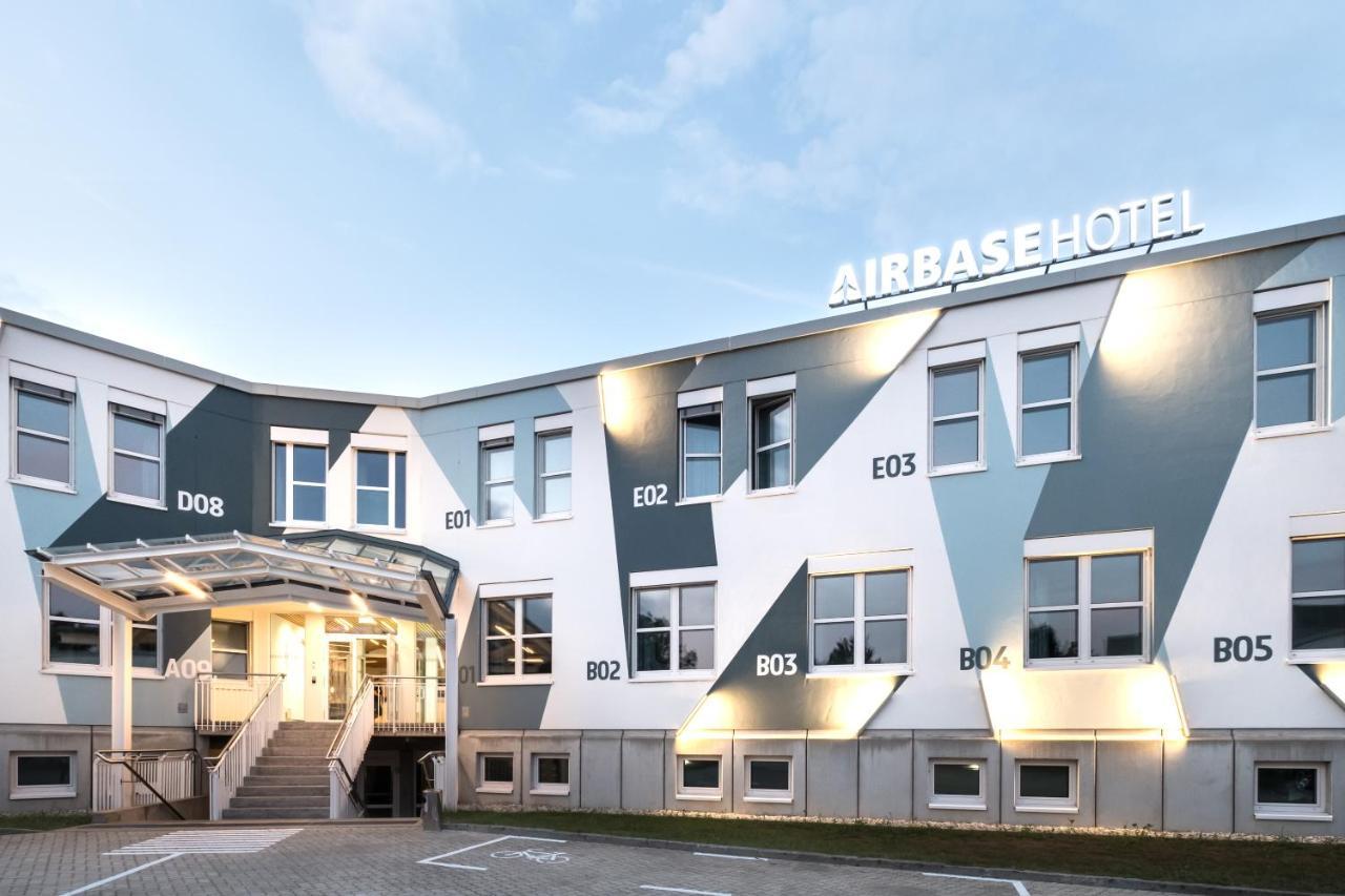 Airbase Hotel Карлсдорф бей Грац Екстериор снимка